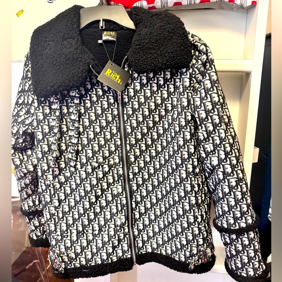 Designer Inspired Coat. Faux wool lining makes it perfect cool months. NWT - Picture 1 of 6